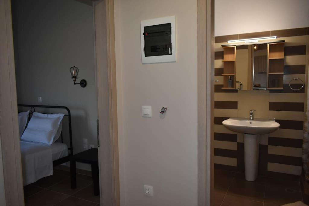Smailis Apartment 2 Lygourio Dış mekan fotoğraf